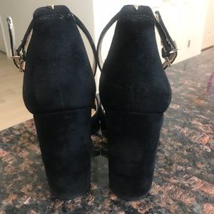 sam edelman yancy crisscross ankle strap sandal